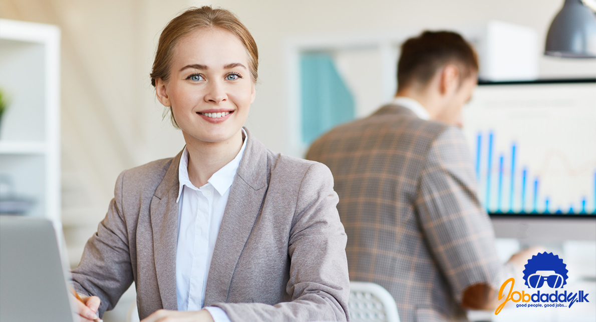 Top 10 Jobs in Sri Lanka for Fresh Graduates and Professionals - Latest Opportunities in Colombo, Kandy, and Other Cities